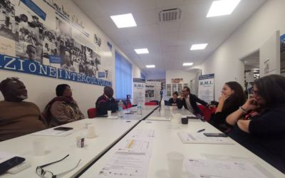 INCONTRO DI SENSIBILIZZAZIONE DA PARTE DELLA DIASPORA IVORIANA NEI CONFRONTI DEI GIOVANI  IVORIANI, ORGANIZZATO DA A.M.M.I. NEL PROGETTO DI COOPERAZIONE INTERNAZIONALE TORINO – DALOA (COSTA D’ AVORIO)